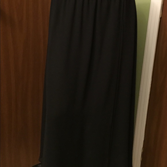 Maxi Skirt The Outlander Collection Size Medium - Picture 5 of 9